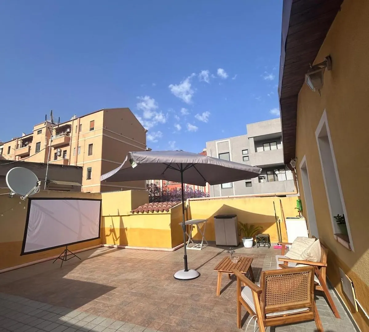 Appartamento Con Terrazzo Privato E Netflix Cagliari
