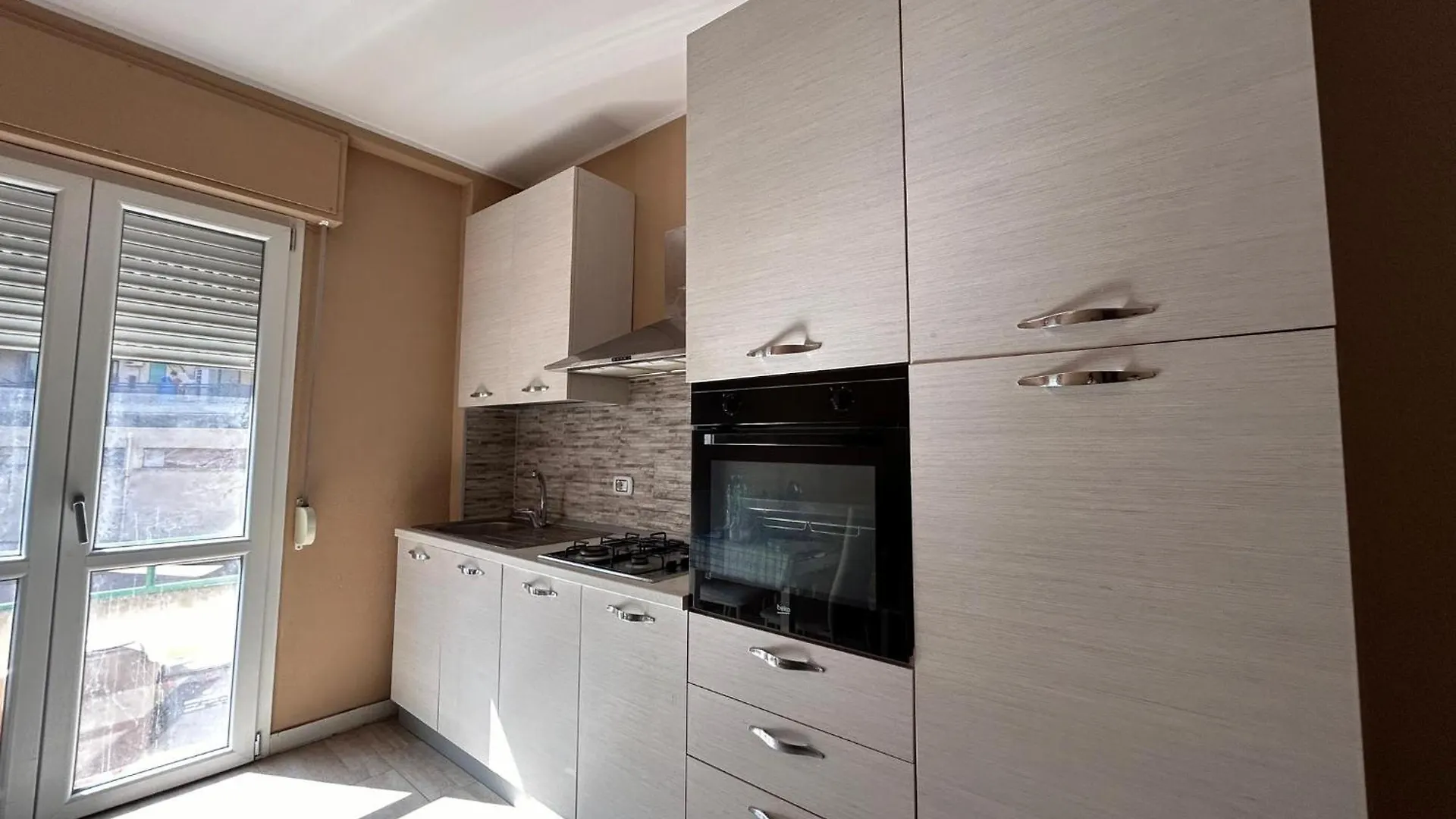 Appartamento Con Terrazzo Privato E Netflix Cagliari 0*,  Italy